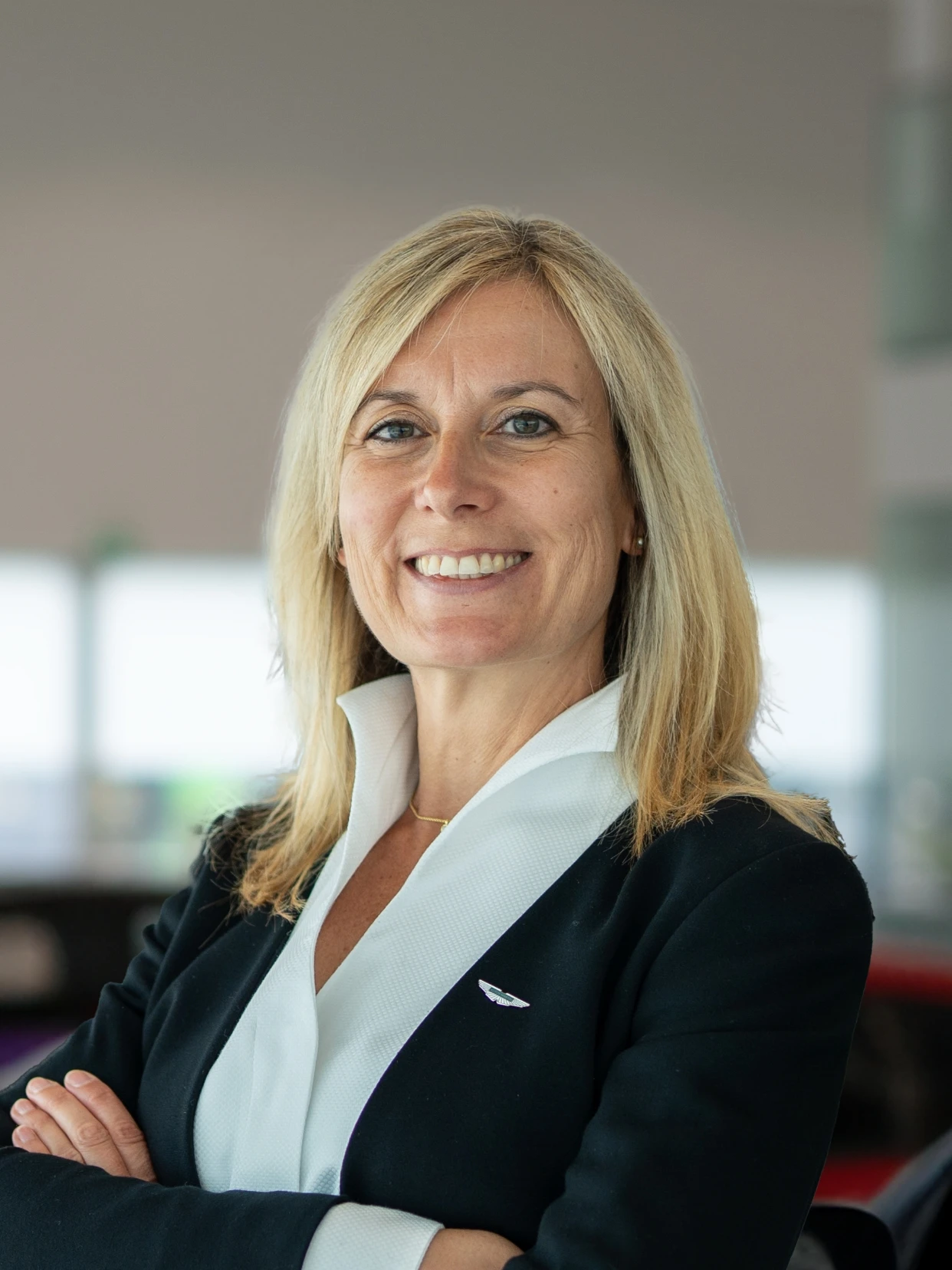 Aston Martin Mitarbeiterin Katja Wirth